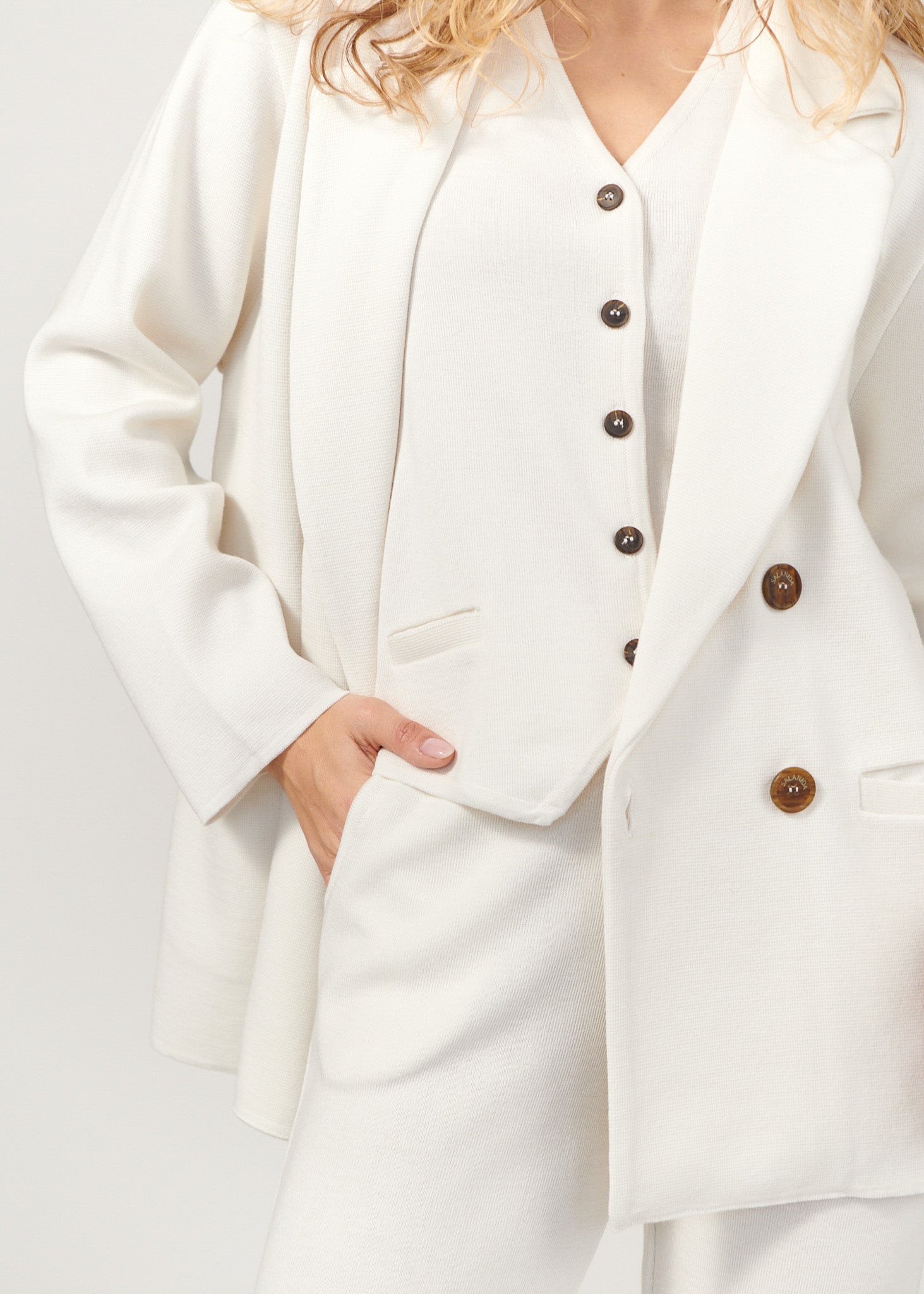 Forza Knitted 100% Merino Blazer White *Limited Edition*